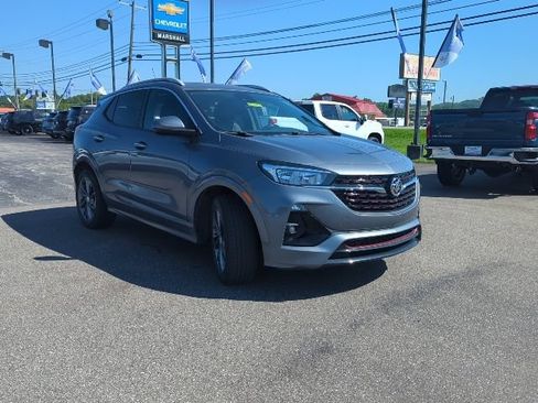 Used 2022 Buick Encore GX Select w/ Sport Touring Package FWD image 5