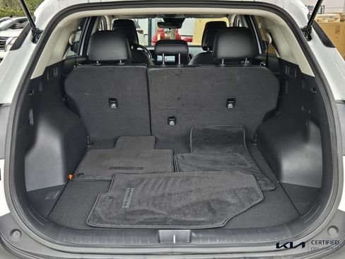 Used 2025 Kia Sportage EX FWD image 13