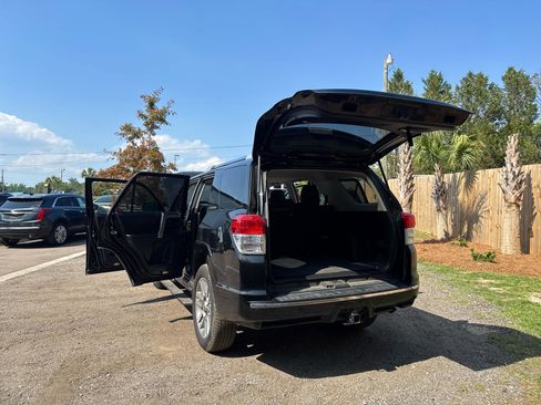 Used 2013 Toyota 4Runner Limited AWD/4WD image 4