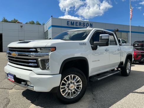 Certified 2022 Chevrolet Silverado 2500 High Country w/ Z71 Off-Road Package AWD/4WD image 1