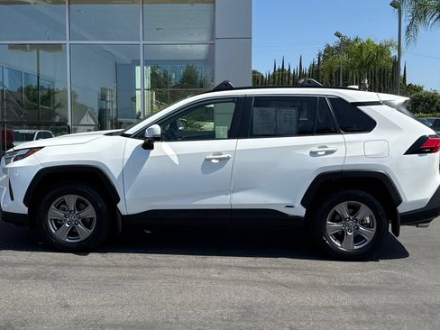 Certified 2024 Toyota RAV4 LE AWD/4WD image 9