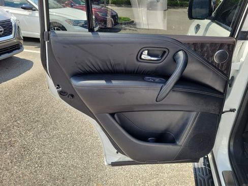 Used 2021 Nissan Armada Platinum w/ Captain's Chairs Package RWD image 16