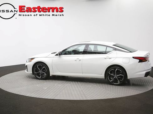 Used 2023 Nissan Altima 2.5 SR w/ SR Premium Package AWD/4WD image 61