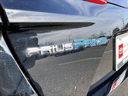 Certified 2022 Toyota Prius Prime LE image 30