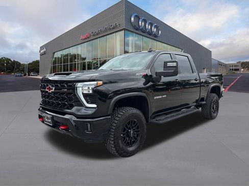 Used 2025 Chevrolet Silverado 2500 ZR2 AWD/4WD image 1