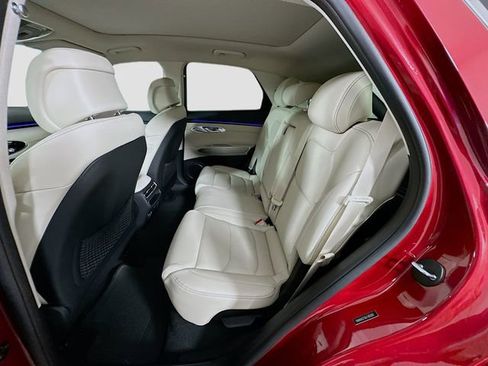 New 2026 Genesis GV70 2.5T Select image 17