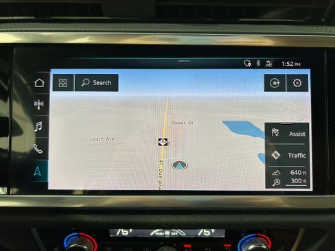 Used 2020 Audi Q3 2.0T Premium Plus w/ Premium Plus Package image 7