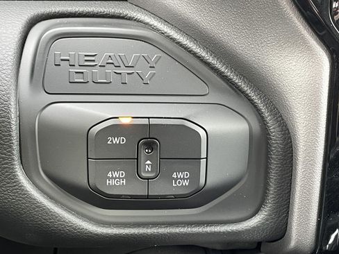 New 2026 RAM 2500 Laramie w/ Sport Appearance Package AWD/4WD image 27