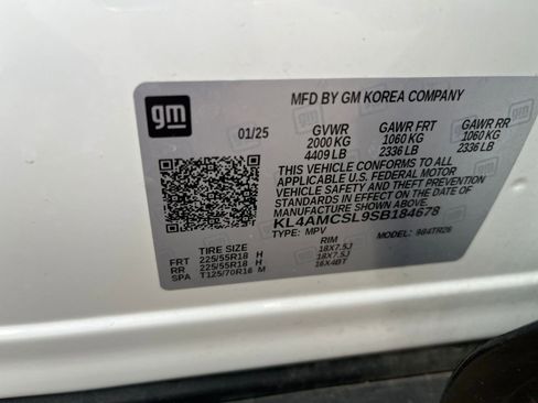 Used 2025 Buick Encore GX Preferred image 9