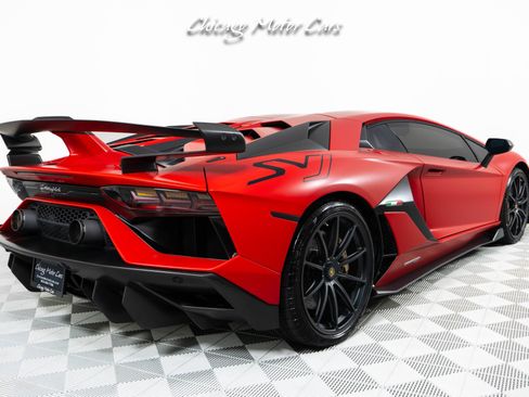 Used 2019 Lamborghini Aventador SVJ AWD/4WD image 17