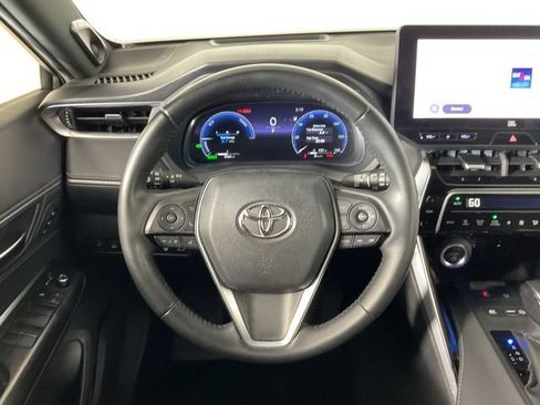 Used 2023 Toyota Venza Limited AWD/4WD image 12