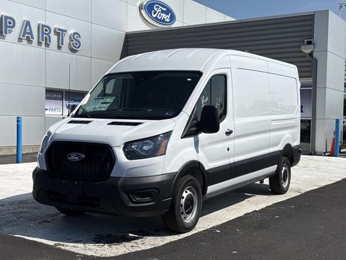 New 2026 Ford Transit 250 148 Medium Roof w/ Load Area Protection Package RWD image 7