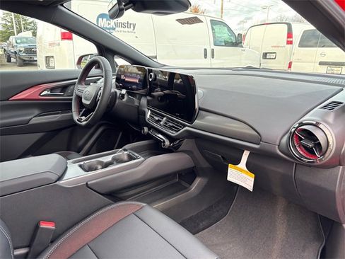 New 2026 Chevrolet Equinox EV RS image 41