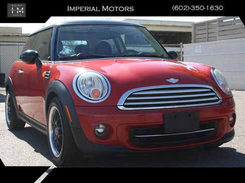 Used 2011 MINI Cooper Hardtop FWD image 1