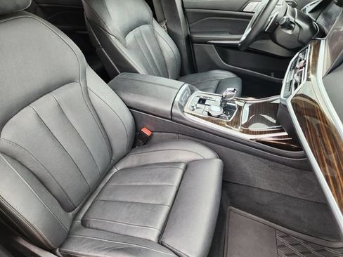 Used 2019 BMW X7 xDrive50i w/ Premium Package AWD/4WD image 19