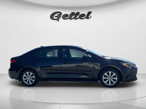Used 2022 Toyota Corolla LE FWD image 4