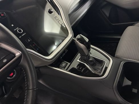 Used 2023 Subaru Outback Premium image 20