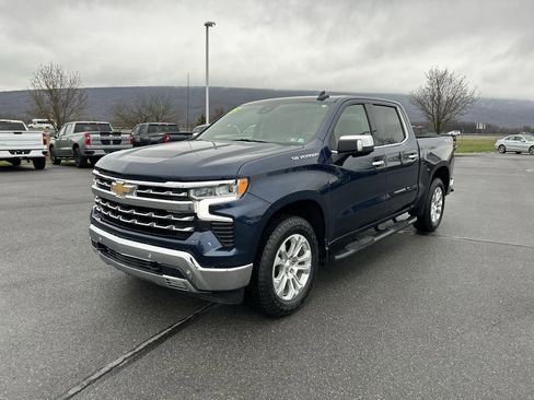Used 2023 Chevrolet Silverado 1500 LTZ image 3
