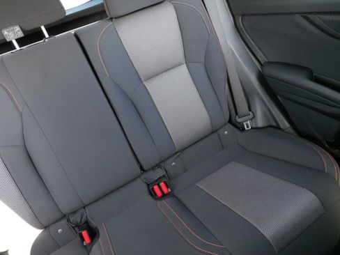 Used 2023 Subaru Crosstrek 2.0i Premium image 14