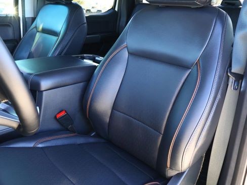 Used 2025 Ford F250 Lariat w/ Chrome Package image 15