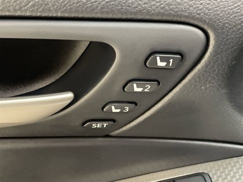 Used 2018 Lexus IS 350 F Sport image 19