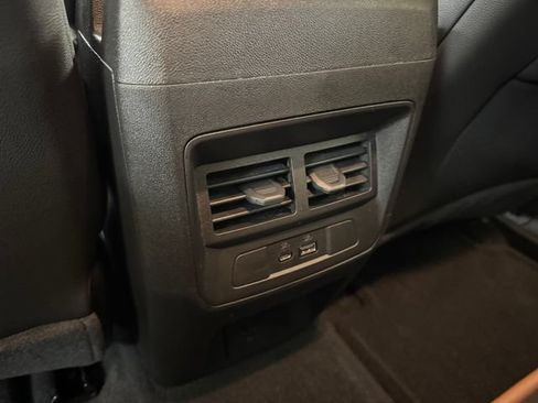 Used 2025 GMC Canyon AT4 w/ AT4 Premium Package AWD/4WD image 22
