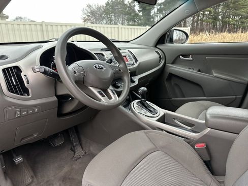 Used 2014 Kia Sportage LX image 17