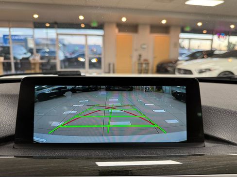 Used 2017 BMW 330e image 15