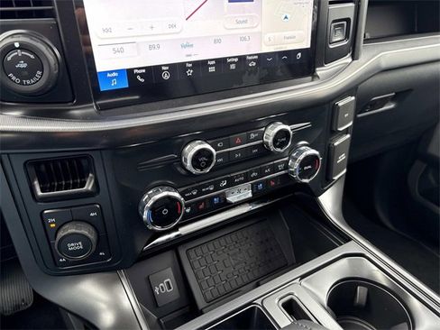 New 2025 Ford F150 Lariat w/ Equipment Group 502A High image 29