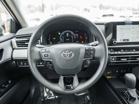 Certified 2025 Toyota Camry LE AWD/4WD image 29