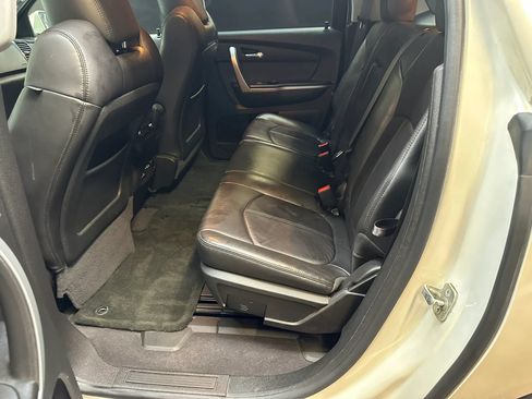 Used 2012 GMC Acadia SLT AWD/4WD image 23