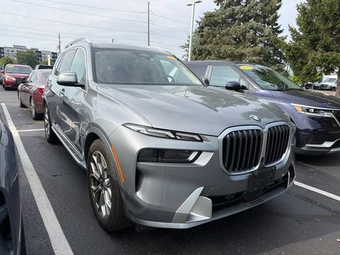 Used 2026 BMW X7 xDrive40i AWD/4WD image 4