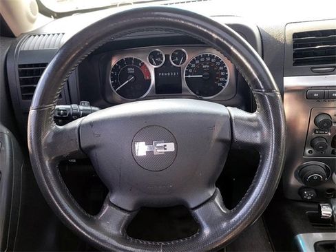 Used 2008 HUMMER H3 Luxury image 16