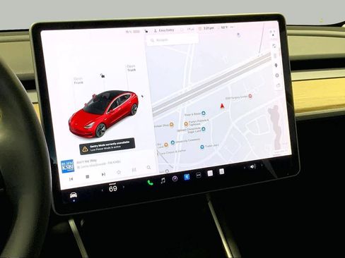 Used 2020 Tesla Model 3 Standard Range RWD image 6