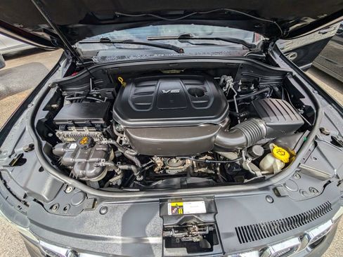 Used 2018 Jeep Grand Cherokee Laredo AWD/4WD image 10