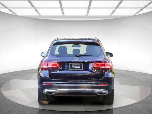 Used 2016 Mercedes-Benz GLC 300 4MATIC image 3