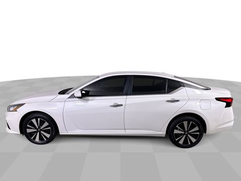 Used 2022 Nissan Altima 2.5 SV image 41