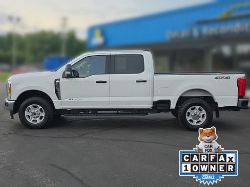 Used 2025 Ford F250 XLT AWD/4WD image 2