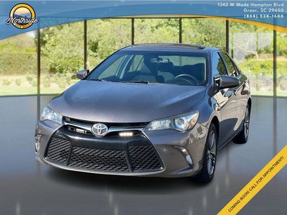 Used 2017 Toyota Camry SE w/ Moonroof Package