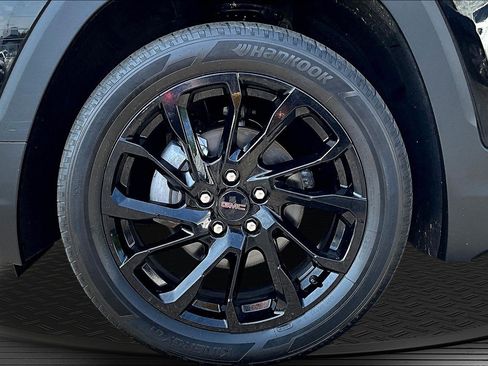 Used 2023 GMC Terrain SLE w/ Driver Convenience Package AWD/4WD image 25
