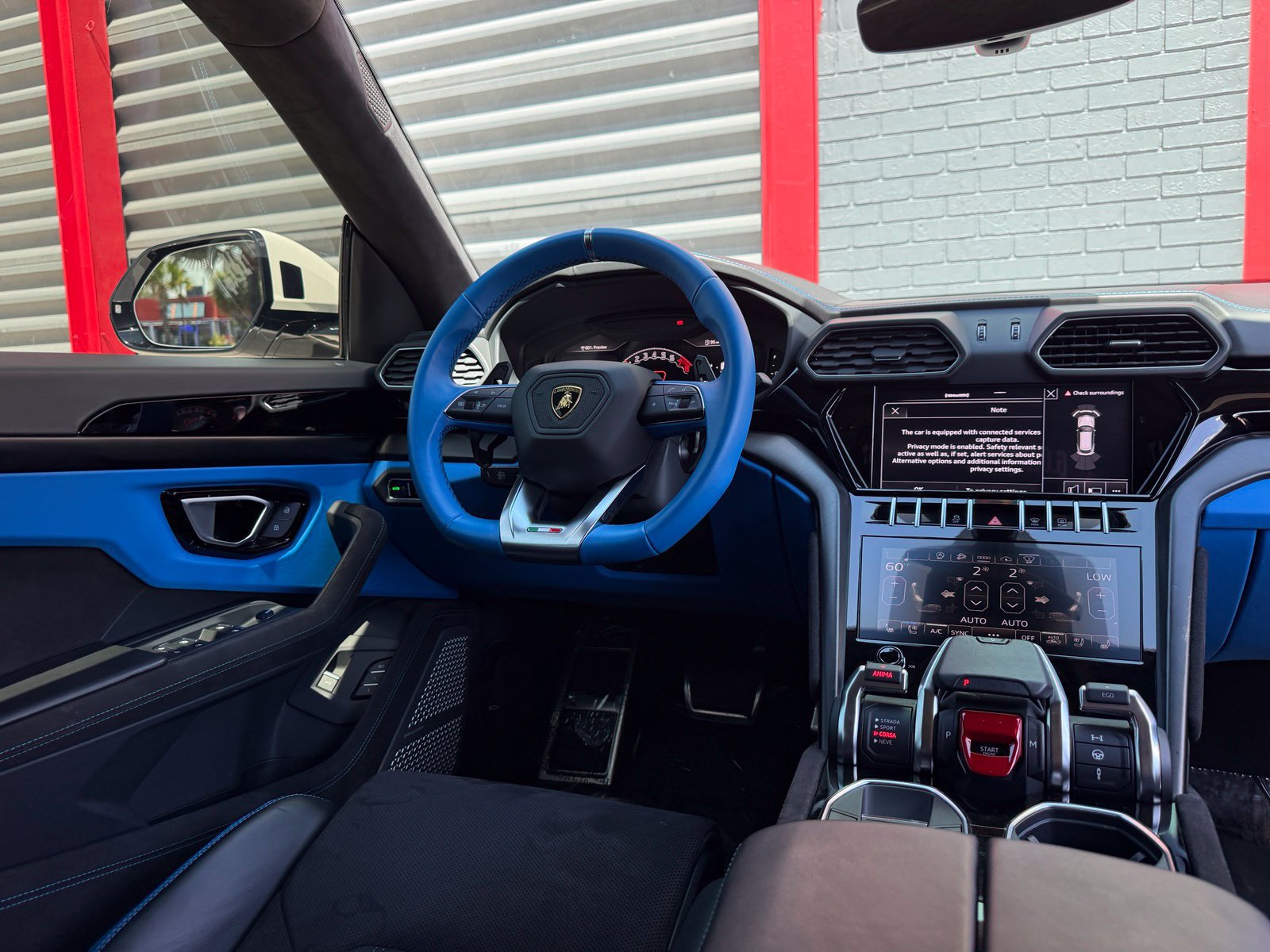 Used 2024 Lamborghini Urus S AWD/4WD image 33