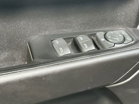Used 2023 Chevrolet Silverado 1500 Custom AWD/4WD image 11