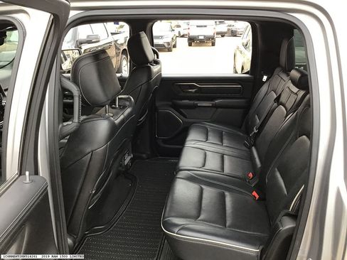Used 2019 RAM 1500 Limited w/ Advanced Safety Group RWD image 14