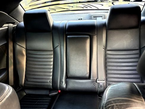 Used 2014 Dodge Challenger R/T Plus image 12