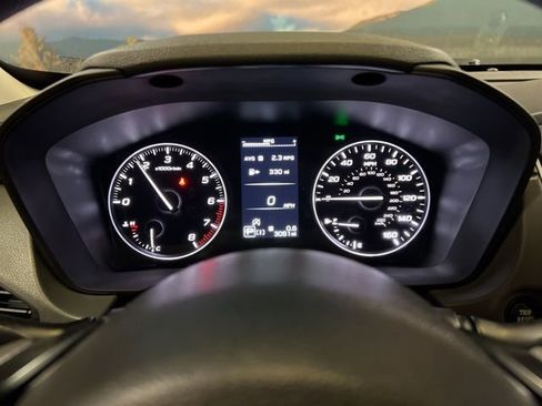 Certified 2025 Subaru Crosstrek 2.0i Premium image 39