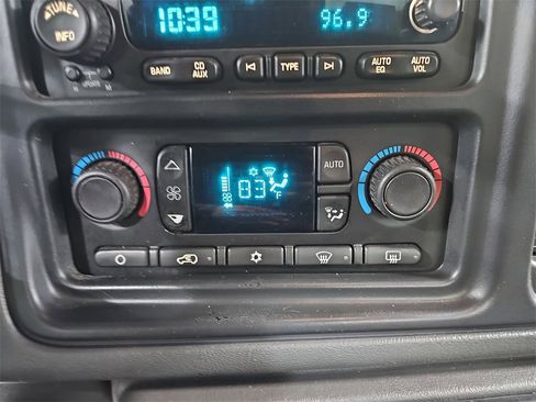 Used 2006 Chevrolet Silverado 1500 LT w/ Onstar Plus Package image 25