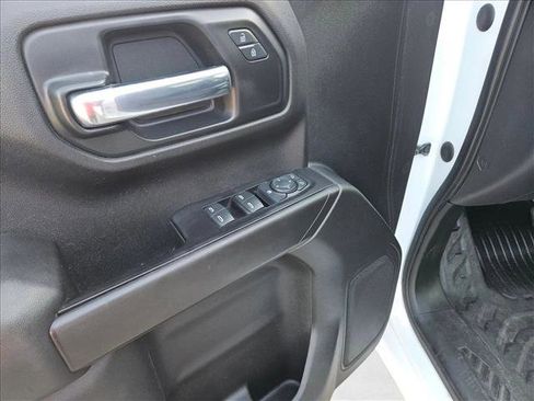 Used 2020 GMC Sierra 1500 2WD Crew Cab w/ Fleet Convenience Package image 14