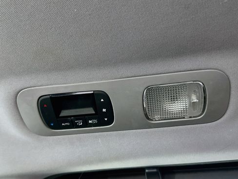 Used 2019 Honda Odyssey EX-L image 27