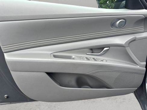 Certified 2023 Hyundai Elantra SEL w/ Convenience Package FWD image 11