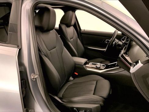 Used 2024 BMW 330i xDrive Sedan w/ M Sport Package AWD/4WD image 6
